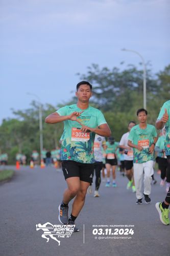 Race photo from Arutmin Borneo Run 2024