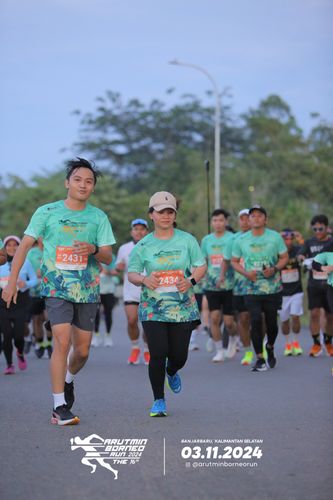 Race photo from Arutmin Borneo Run 2024