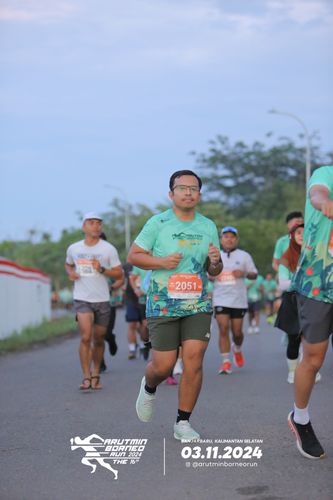 Race photo from Arutmin Borneo Run 2024