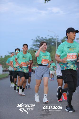 Race photo from Arutmin Borneo Run 2024