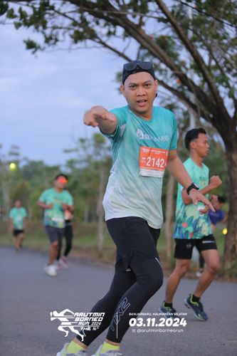 Race photo from Arutmin Borneo Run 2024