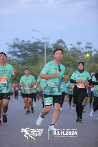 Race photo from Arutmin Borneo Run 2024