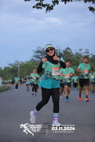 Race photo from Arutmin Borneo Run 2024