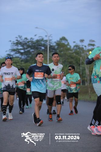 Race photo from Arutmin Borneo Run 2024