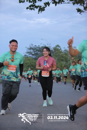 Race photo from Arutmin Borneo Run 2024