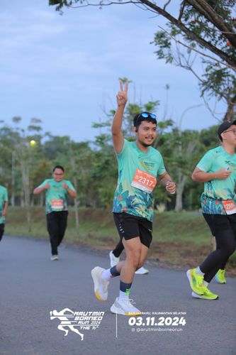 Race photo from Arutmin Borneo Run 2024