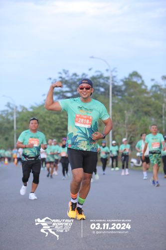 Race photo from Arutmin Borneo Run 2024