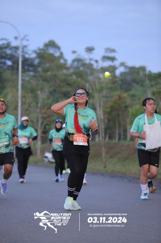 Race photo from Arutmin Borneo Run 2024