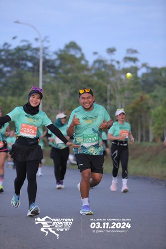 Race photo from Arutmin Borneo Run 2024