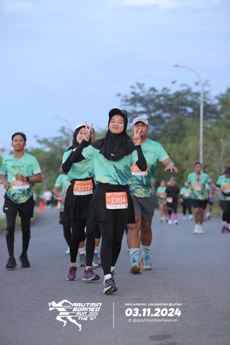 Race photo from Arutmin Borneo Run 2024