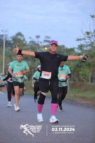 Race photo from Arutmin Borneo Run 2024