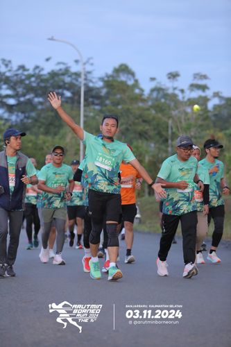 Race photo from Arutmin Borneo Run 2024