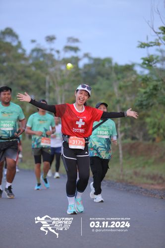Race photo from Arutmin Borneo Run 2024