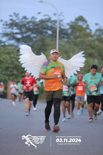 Race photo from Arutmin Borneo Run 2024