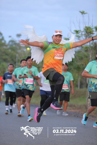 Race photo from Arutmin Borneo Run 2024