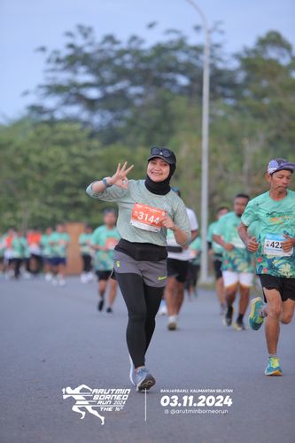 Race photo from Arutmin Borneo Run 2024