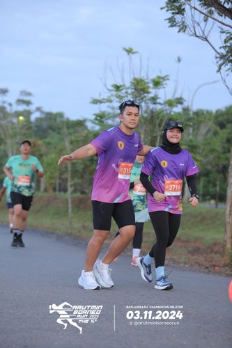 Race photo from Arutmin Borneo Run 2024