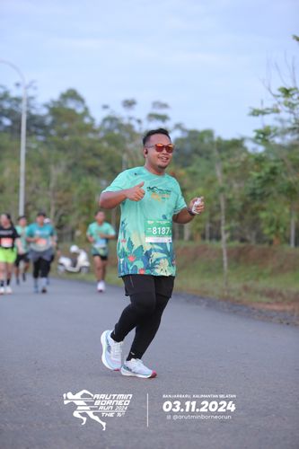 Race photo from Arutmin Borneo Run 2024