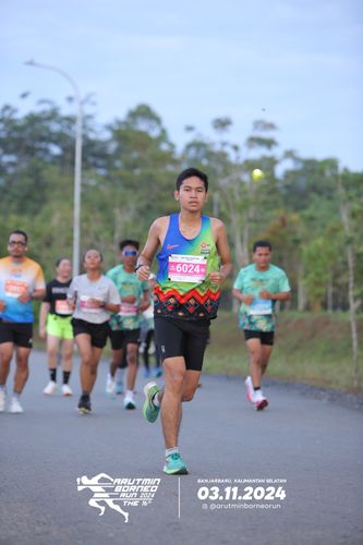 Race photo from Arutmin Borneo Run 2024