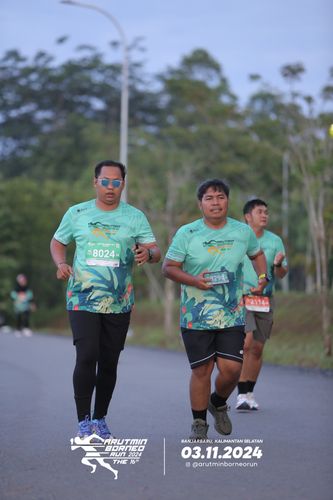 Race photo from Arutmin Borneo Run 2024
