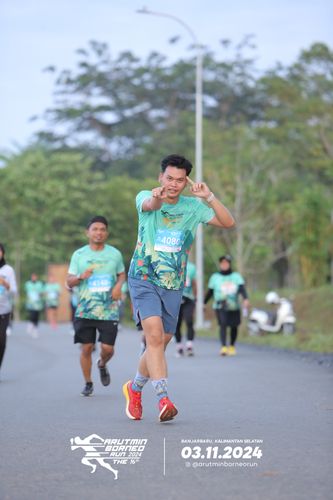 Race photo from Arutmin Borneo Run 2024