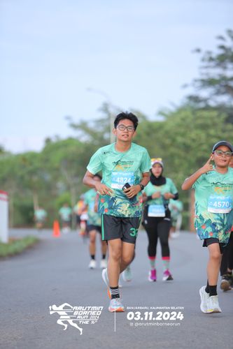 Race photo from Arutmin Borneo Run 2024