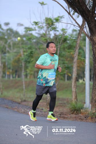 Race photo from Arutmin Borneo Run 2024