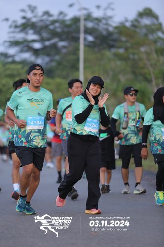 Race photo from Arutmin Borneo Run 2024