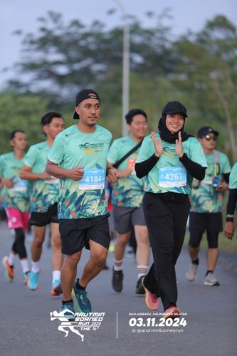 Race photo from Arutmin Borneo Run 2024