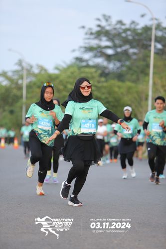 Race photo from Arutmin Borneo Run 2024