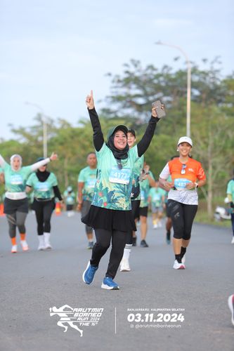 Race photo from Arutmin Borneo Run 2024