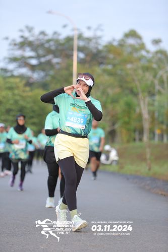 Race photo from Arutmin Borneo Run 2024