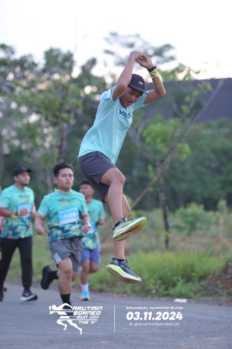 Race photo from Arutmin Borneo Run 2024