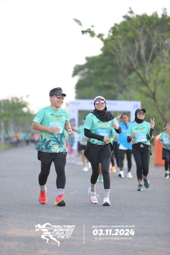 Race photo from Arutmin Borneo Run 2024