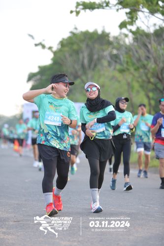 Race photo from Arutmin Borneo Run 2024