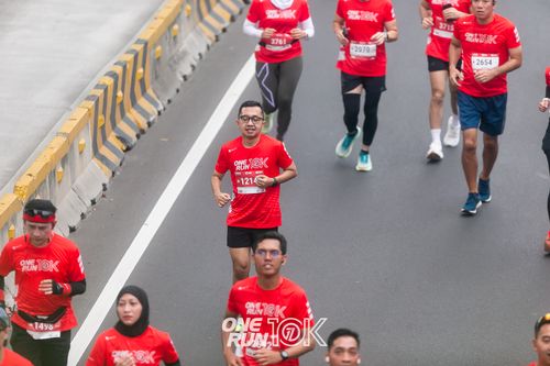 Race photo from ONE RUN 10K 2025