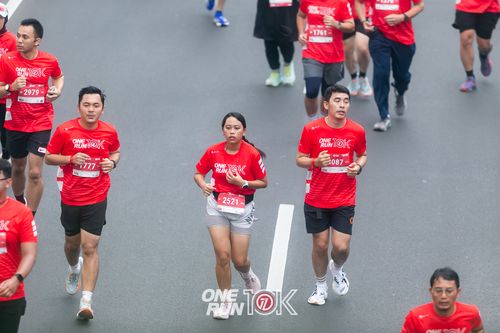 Race photo from ONE RUN 10K 2025