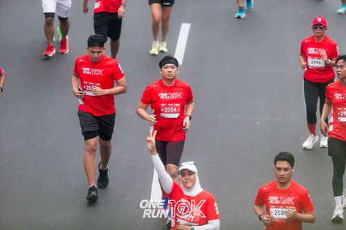 Race photo from ONE RUN 10K 2025