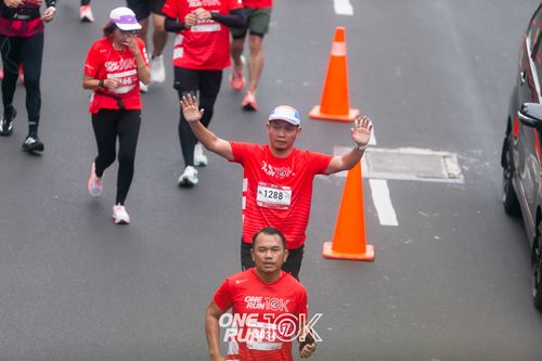 Race photo from ONE RUN 10K 2025