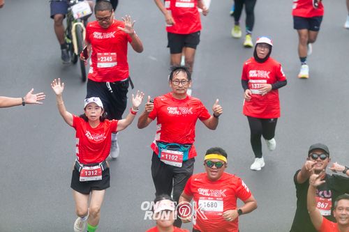 Race photo from ONE RUN 10K 2025