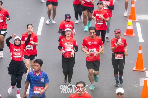 Race photo from ONE RUN 10K 2025