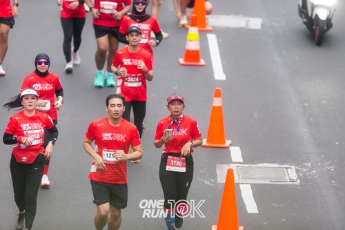 Race photo from ONE RUN 10K 2025