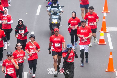 Race photo from ONE RUN 10K 2025