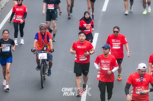 Race photo from ONE RUN 10K 2025