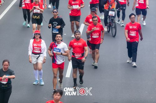 Race photo from ONE RUN 10K 2025