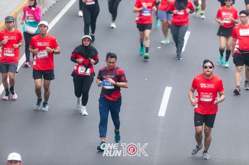 Race photo from ONE RUN 10K 2025