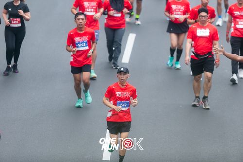 Race photo from ONE RUN 10K 2025