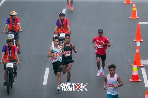 Race photo from ONE RUN 10K 2025