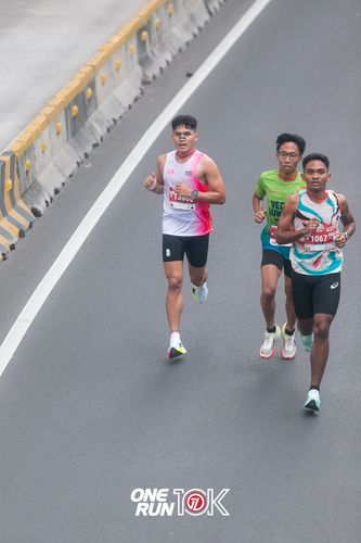 Race photo from ONE RUN 10K 2025