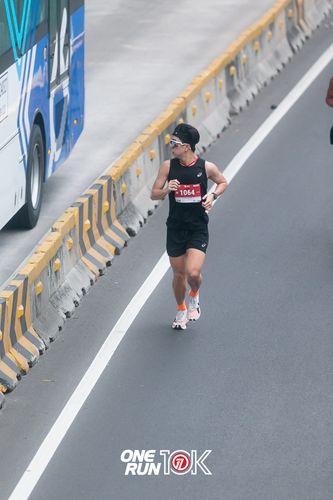 Race photo from ONE RUN 10K 2025